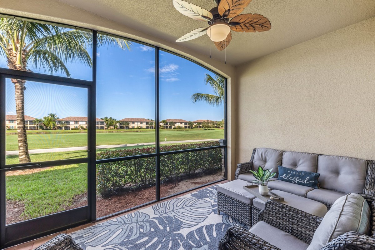 Rear Lanai Views