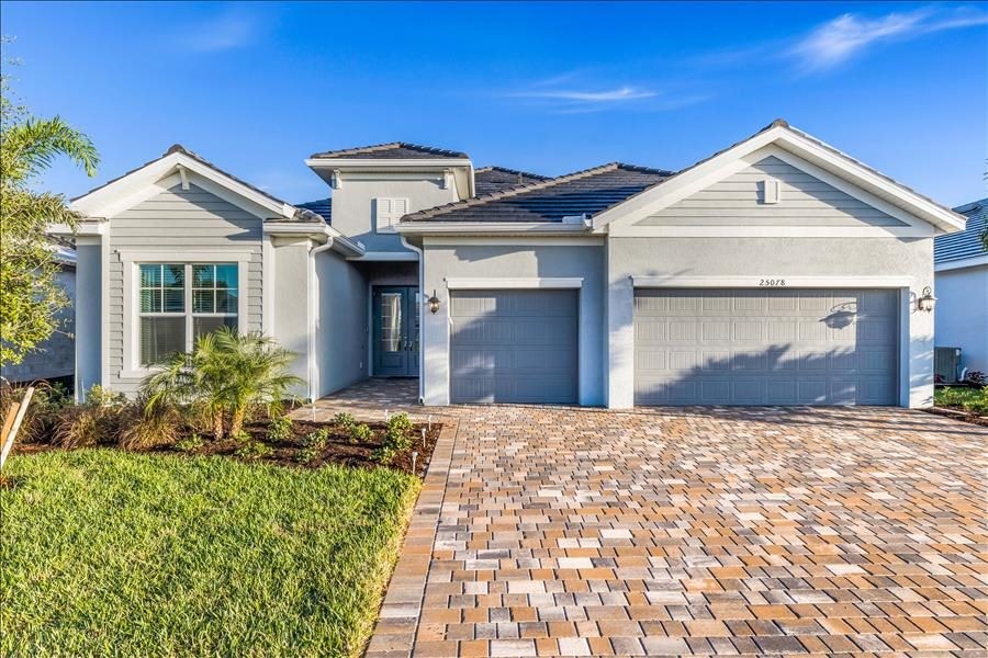 Spectacular Home For Rent in Heritage Landing