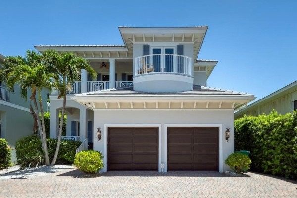 exterior of Naples vacation home